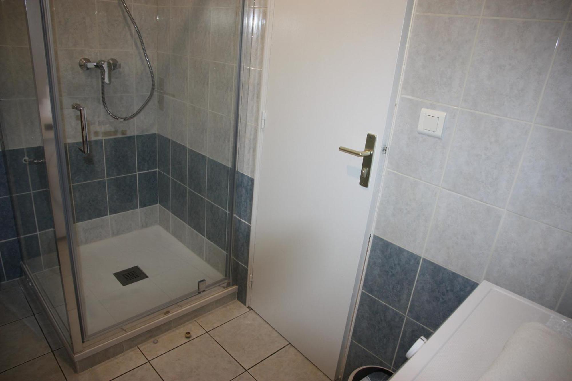 Resid'Spa Loire & Sevre - Appartement Rezé Kültér fotó