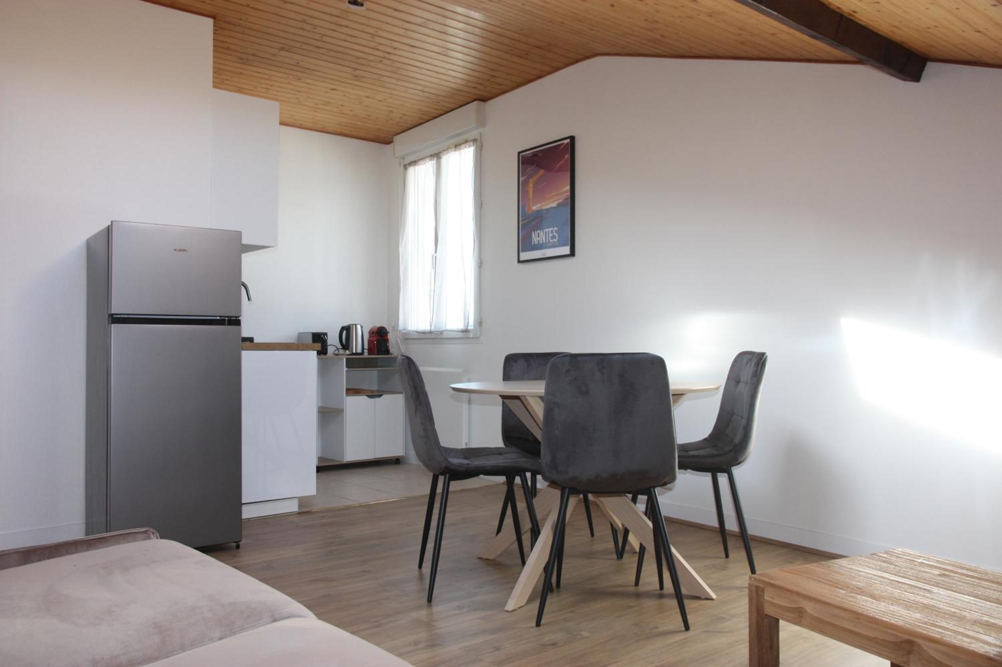 Resid'Spa Loire & Sevre - Appartement Rezé Kültér fotó
